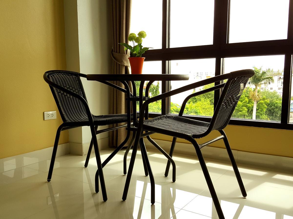 The All 24 Luxury Residence Банкок Екстериор снимка